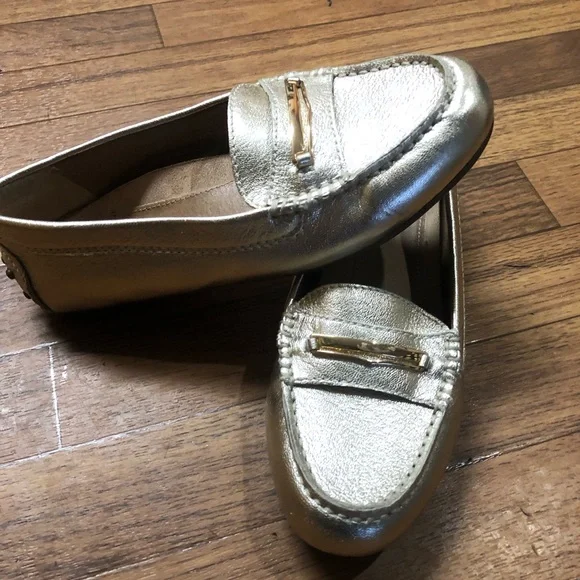 Vionic - Picture 2 of 4